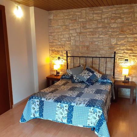 Hostal Del Senglar Ла-Эсплуга-де-Франколи Экстерьер фото