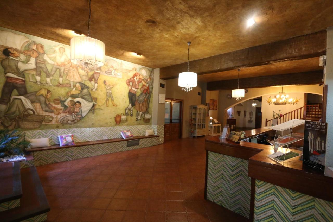 Hostal Del Senglar Ла-Эсплуга-де-Франколи Экстерьер фото