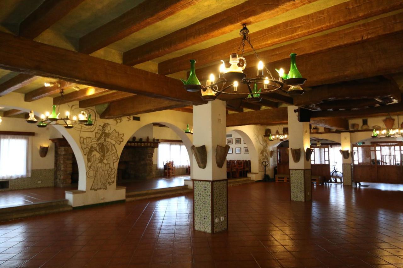 Hostal Del Senglar Ла-Эсплуга-де-Франколи Экстерьер фото