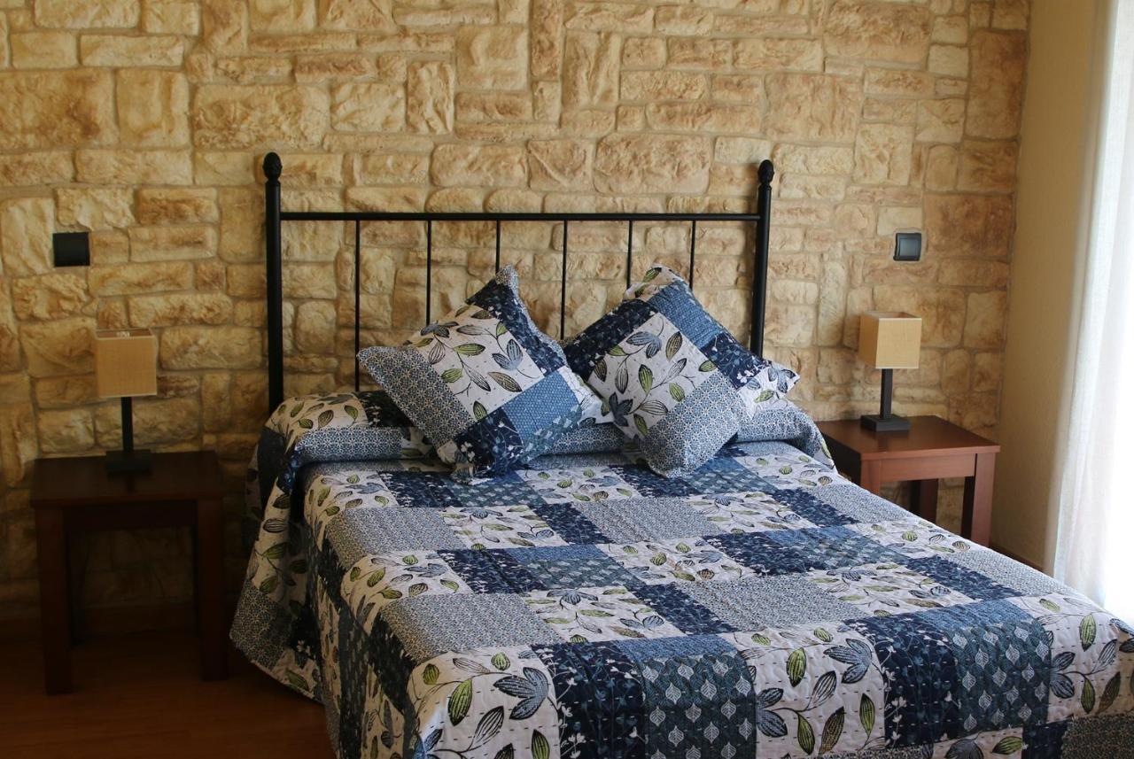 Hostal Del Senglar Ла-Эсплуга-де-Франколи Экстерьер фото